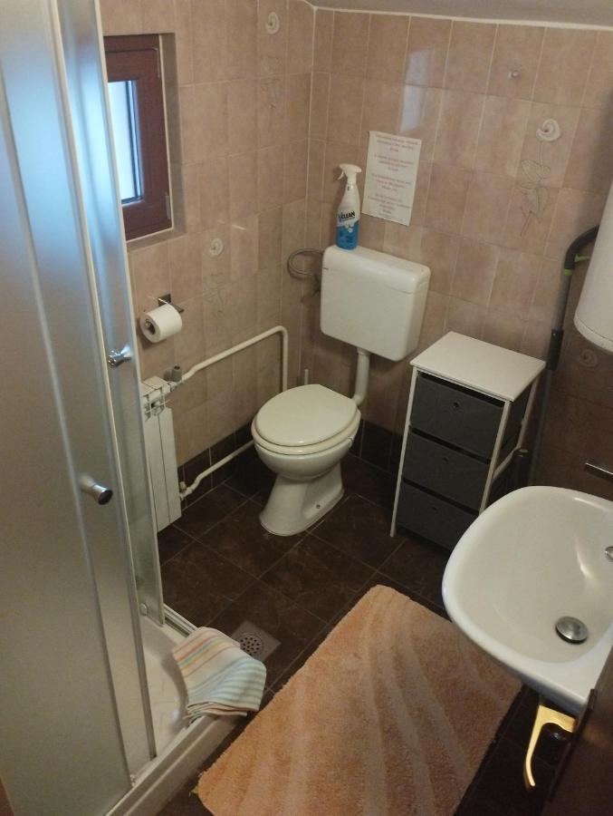 Jal Apartma *