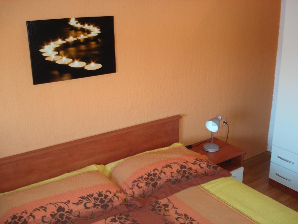 Apartma Jal *