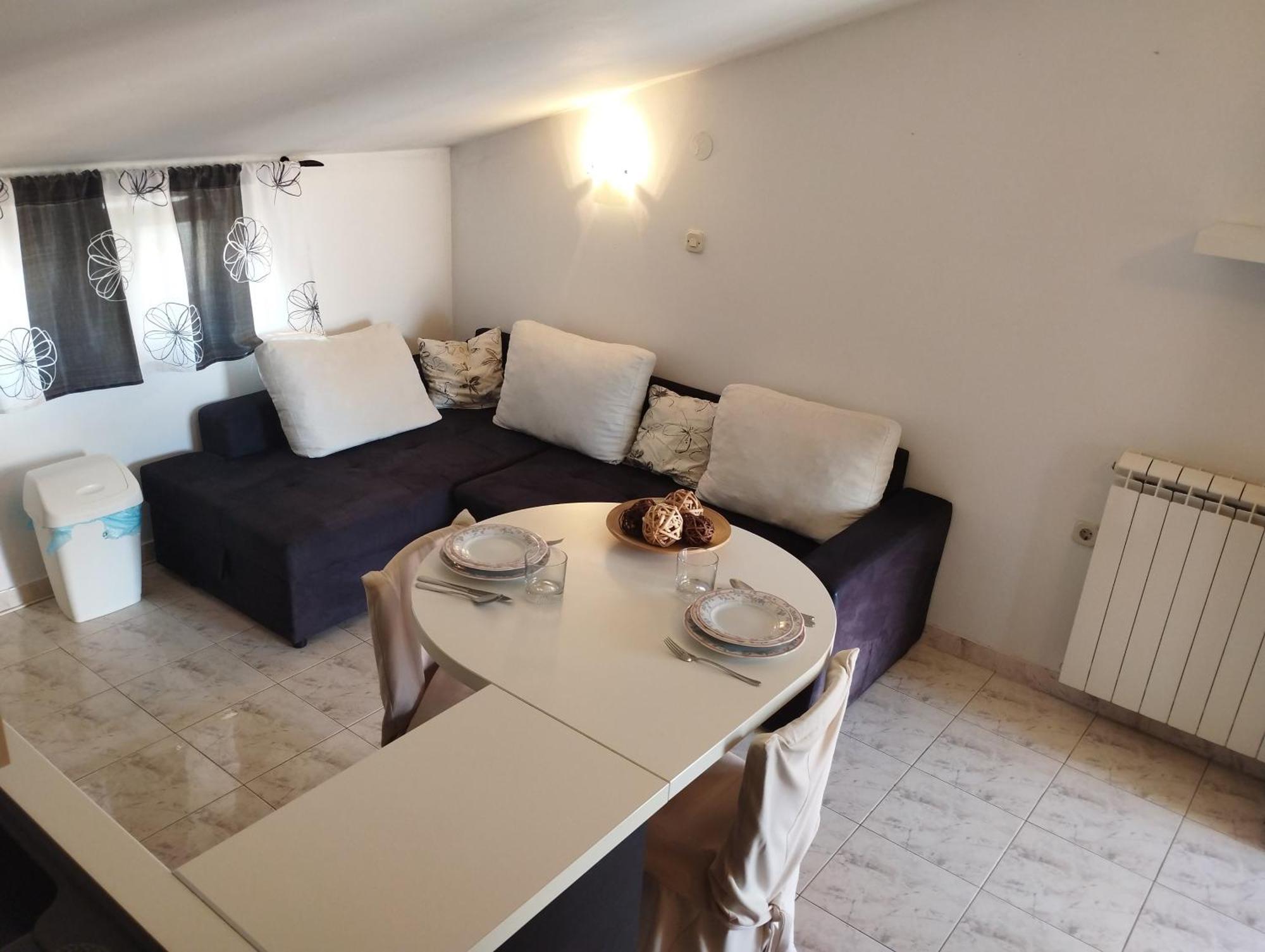 Jal Apartment *