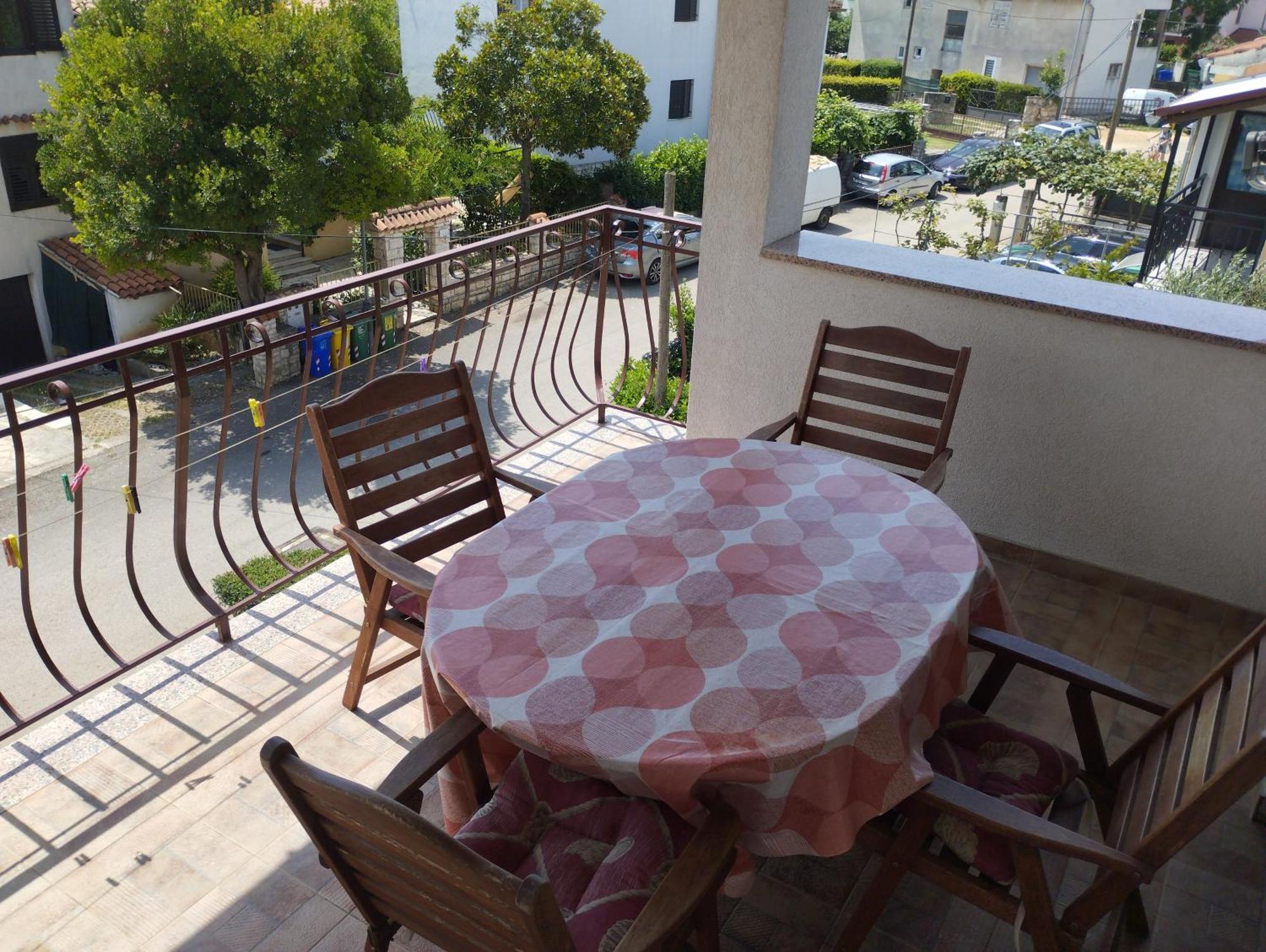 Apartma Jal